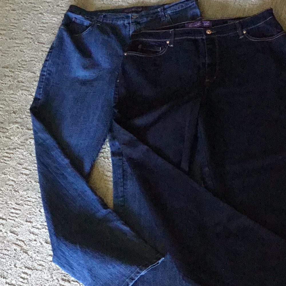 Gloria Vanderbilt Size 16 jeans. 2/58.00